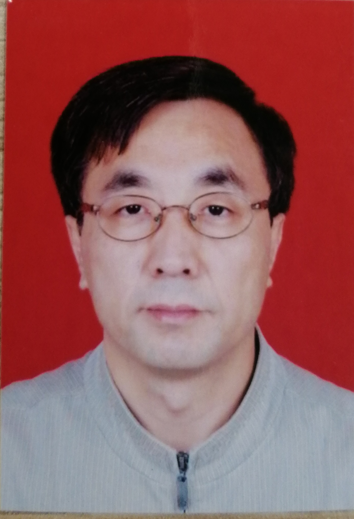 李论.jpg