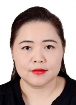 李莹
