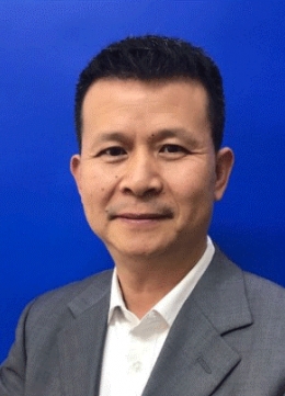 张泳东
